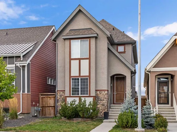 107 S Masters Hts SE, Calgary, AB T3M 2M8