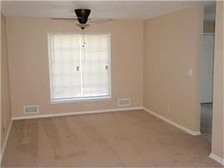 4th image of 6207 E 110th St