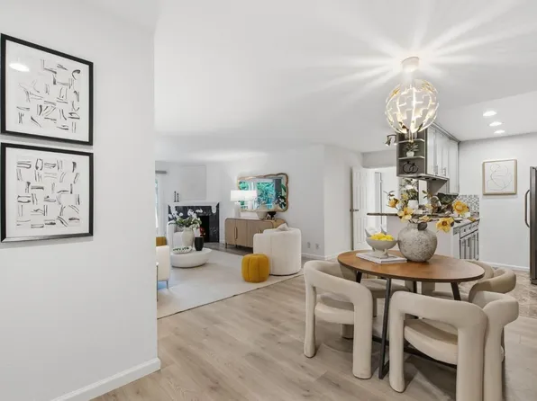 391 Mandarin Dr APT 202, Daly City, CA 94015