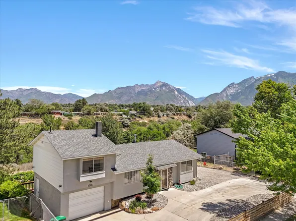 1005 E Violet Dr S, Sandy, UT 84094