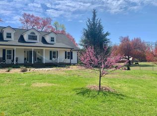 1124 Couch Rd, Dawsonville, GA 30534