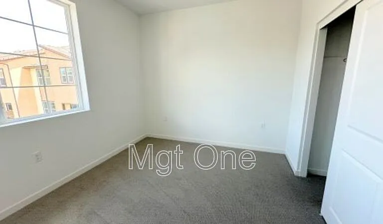 6111 Victoria Way #107 — Photo 8