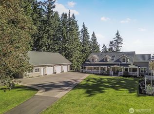 528 Waynes Ridge Circle, Camano Island, WA 98282