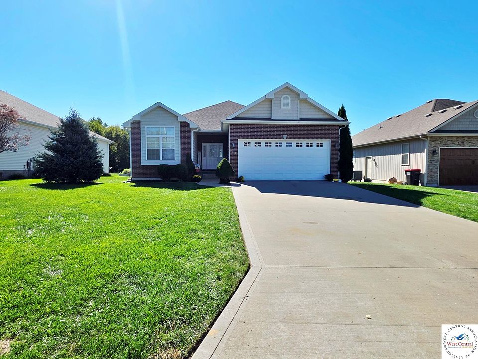 1st image of 2582 James Ln