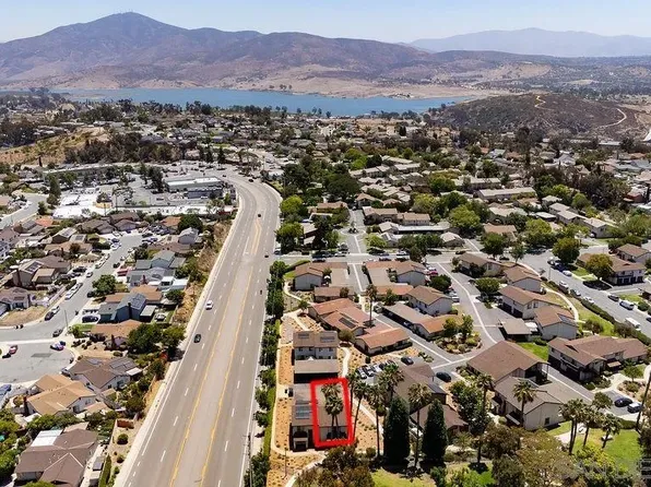 8166 Paradise Valley Ct, Spring Valley, CA 91977