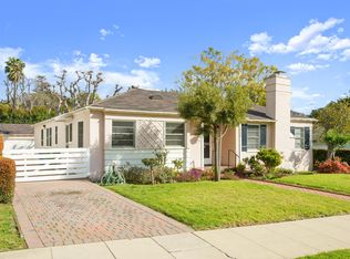 434 N Bowling Green Way, Los Angeles, CA 90049