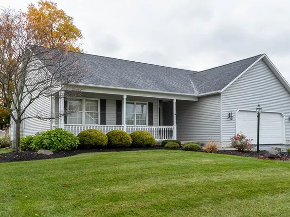 4200 Blue Beech Ln, Liverpool, NY 13090