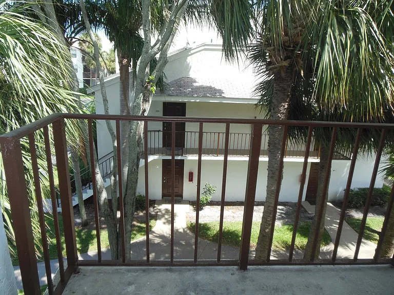 706 Executive Center Dr #37-2-37 — Photo 12