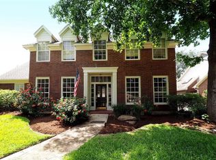 15122 Greenleaf Ln, Houston, TX 77062
