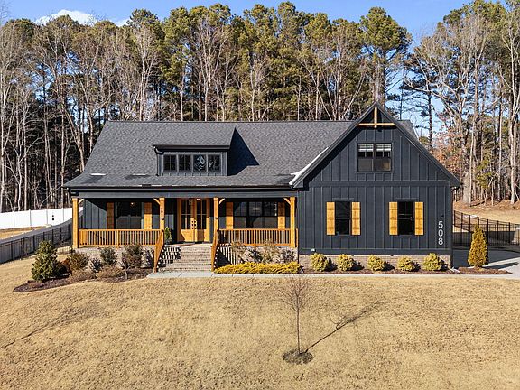 2nd image of 508 Lambert Ln