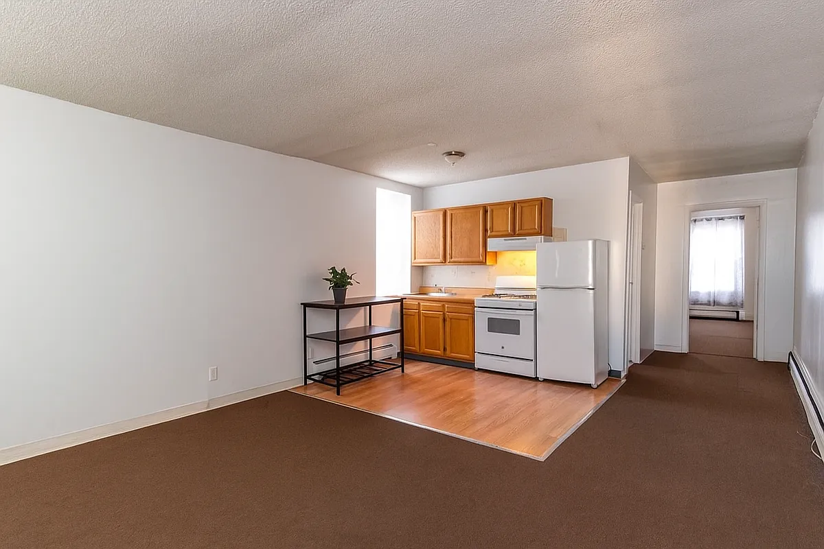 Building Photo - 1623 Titan St