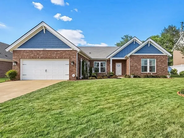 1215 Yorktown Ln, Bowling Green, KY 42104