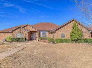 824 County Road 1400, Chickasha, OK 73018
