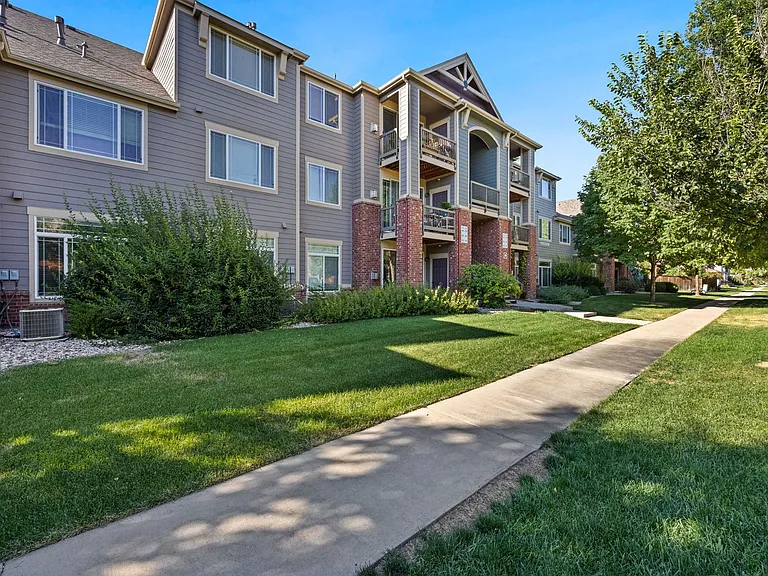 2445 Windrow Dr #C303 — Photo 14