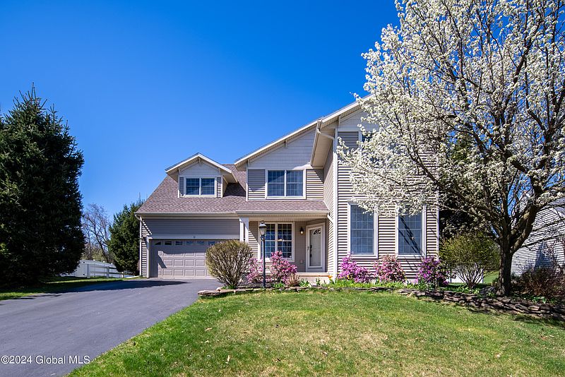 2nd image of 19 Candlewood Drive
