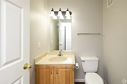 Georgetown Townhomes — Photo 39