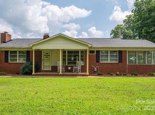 1585 Salem Church Rd, Lincolnton, NC 28092