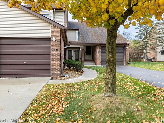 2nd image of 6600 Ridgefield Cir