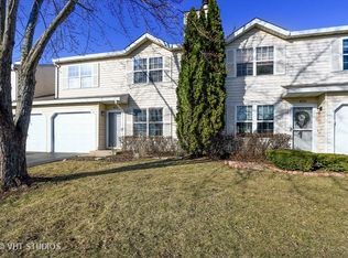 422 Meadow Hill Ln, Round Lake Beach, IL 60073