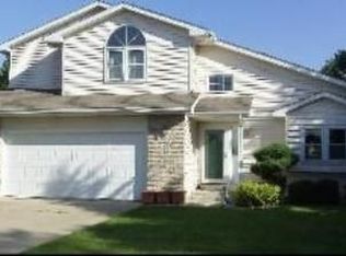 21 Old Farm South Ct, Bradley, IL 60915