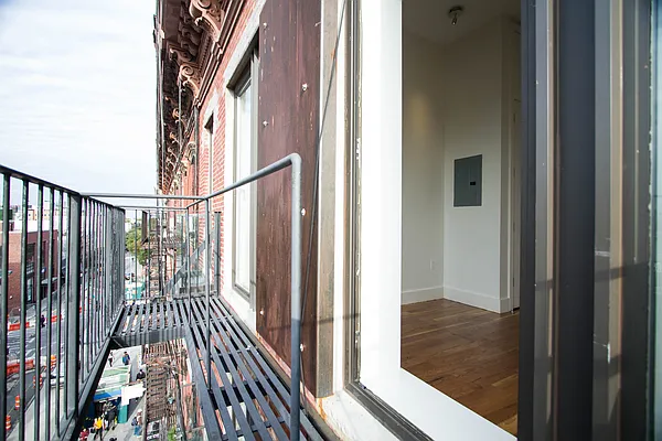 Rented by Nooklyn NYC LLC | media 16