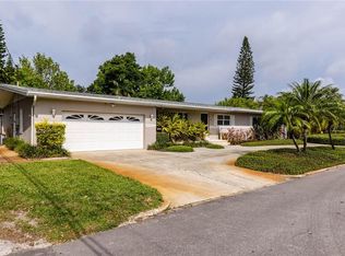 772 56th St N, Saint Petersburg, FL 33710