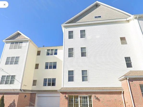 51 Pearl St Unit 206, Malden, MA 02148
