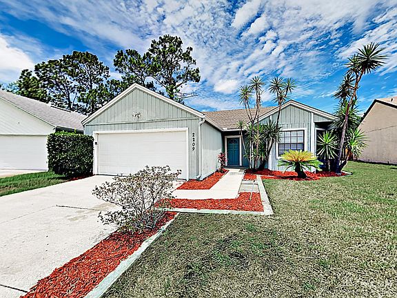 3rd image of 2209 N Twin Pines Cir