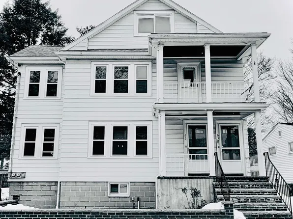 63-65 Evans St, Watertown, MA