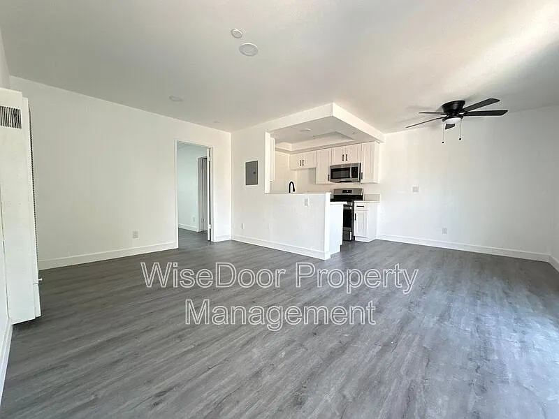 1 bed, 1.0 bath, 540 sqft, $1,995 — Photo 3