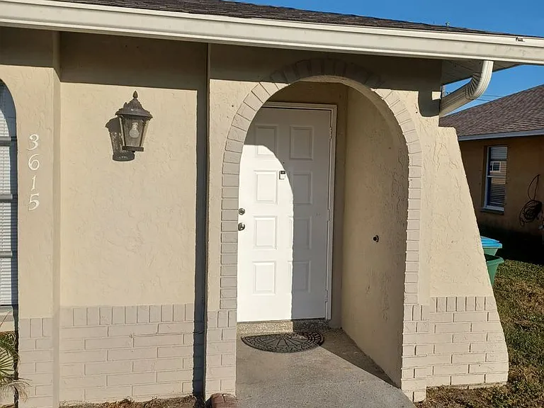 3615 Skyline Blvd — Photo 2