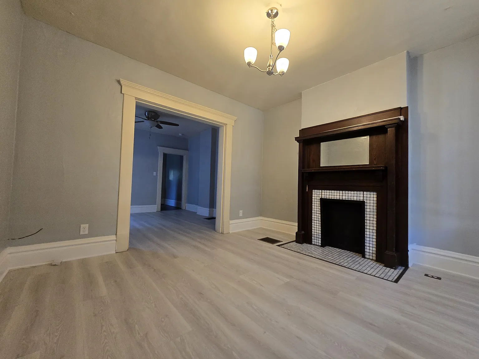 3 bed, 1200 sqft, $1,399 — Photo 2