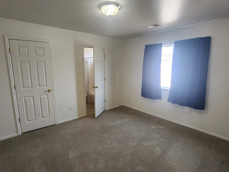 812 Barnwood Rd — Photo 9