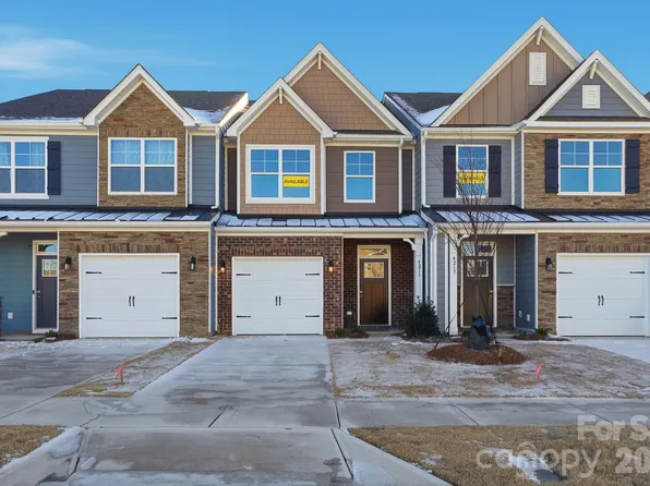 4211 Black Ct, Harrisburg, NC 28075