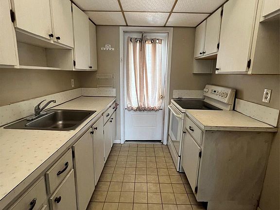 4th image of 2551 W Golf Boulevard #212