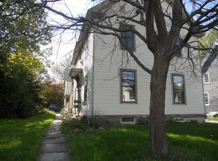 73 2nd St #3, Hallowell, ME 04347