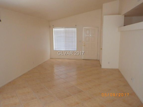 4th image of 3648 Lucky Horseshoe Ct #0