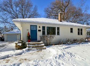 1476 Willow St, Lake Forest, IL