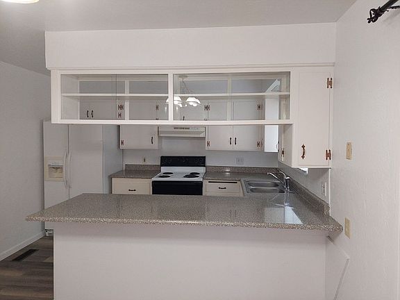 3rd image of 2517 Ponderosa St