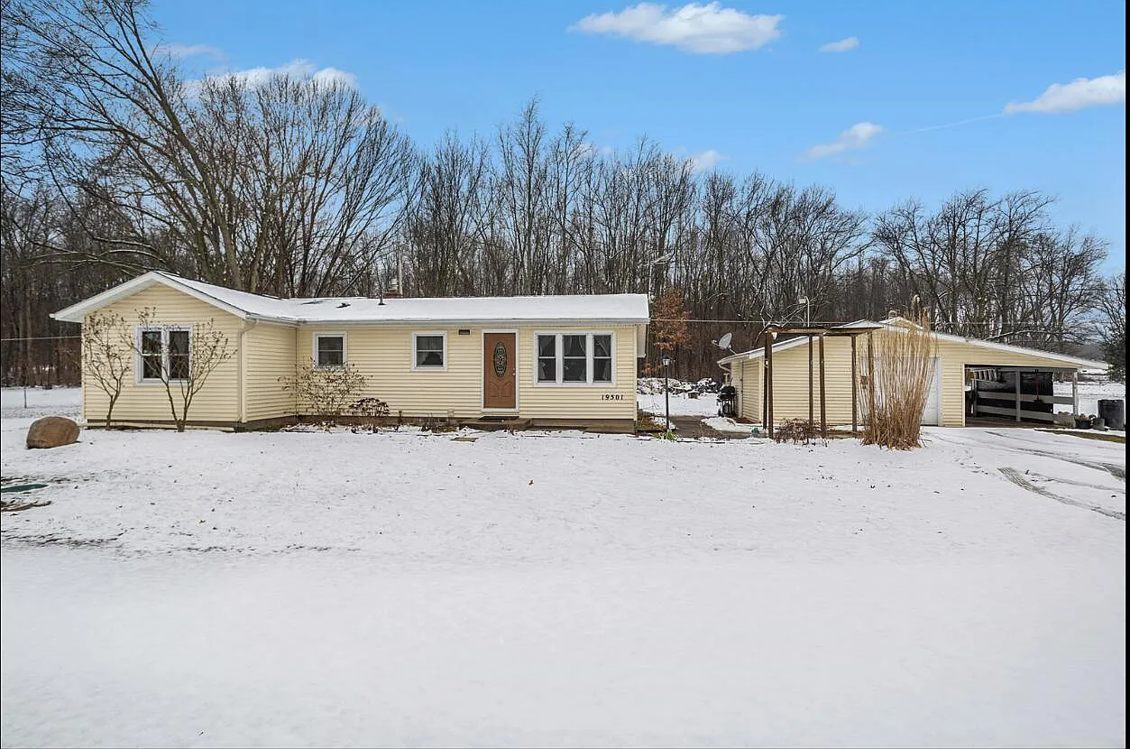 19501 Partello Rd photo 1
