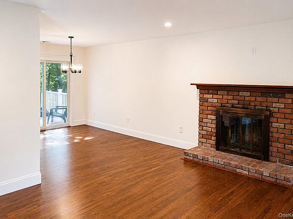 5th image of 32 Groveland Park Boulevard
