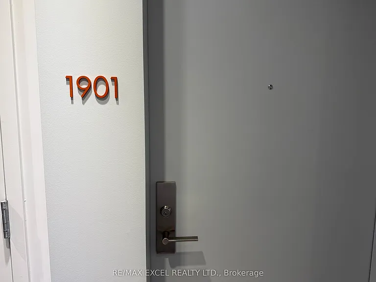 60 Colborne St #1901 — Photo 10