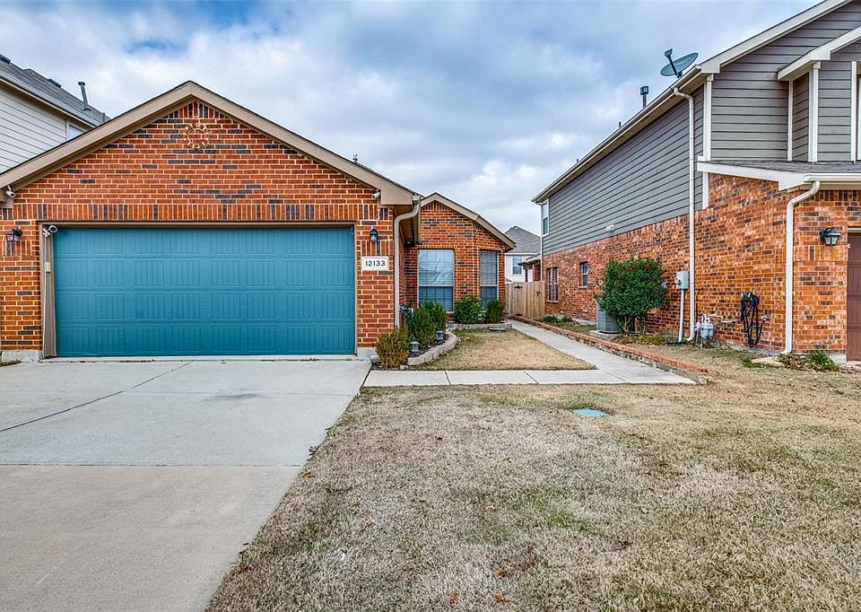 1st image of 12133 Walden Wood Dr