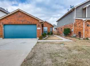 12133 Walden Wood Dr, Fort Worth, TX 76244