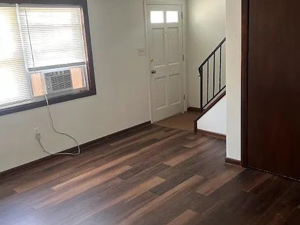 245 Laurel Dr