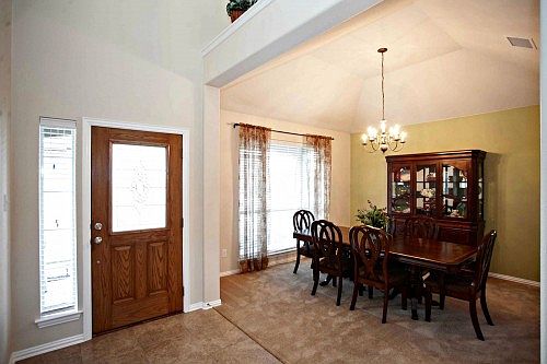 5th image of 2503 Speidel Dr