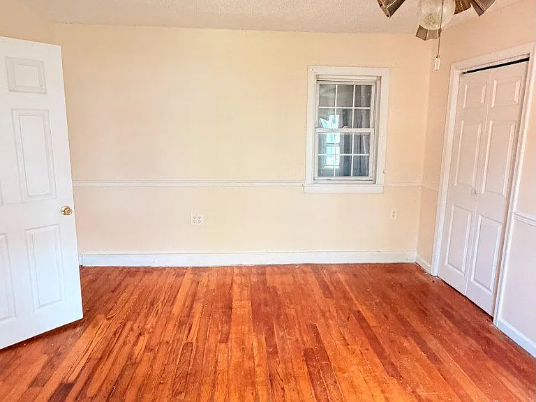 84 Market St — Photo 15