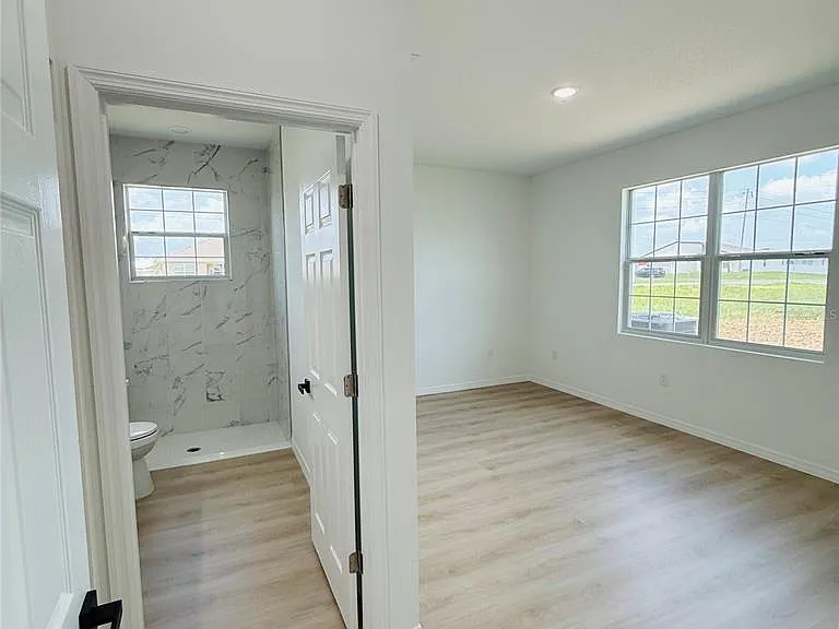 602 Desmoines Ct — Photo 9
