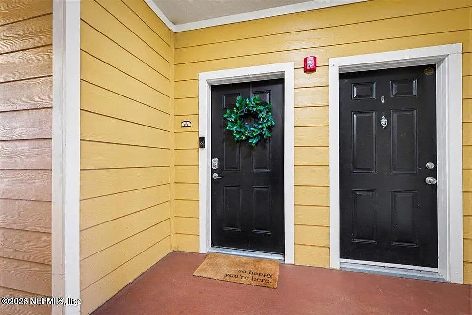 3 bed, 2.0 bath, 1347 sqft, $1,800 — Photo 2