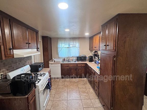 5th image of 7233 Bristol Rd